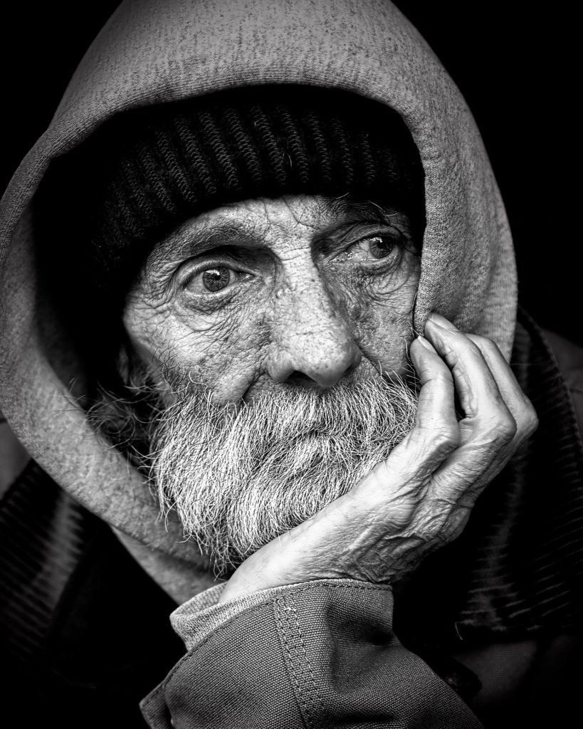 homeless-844213_1920